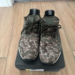 Adidas NMD_R1 Originals - Camo